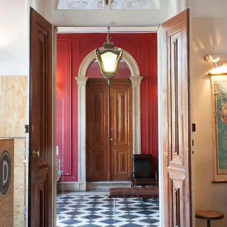 Auberge de jeunesse Independente Principe Real *