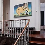 Hostel Independente Principe Real Lisboa