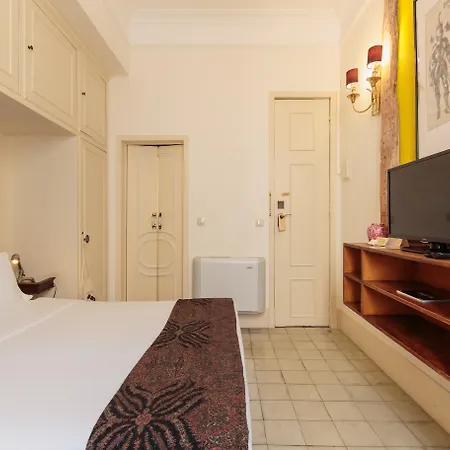 Albergue Independente Real *