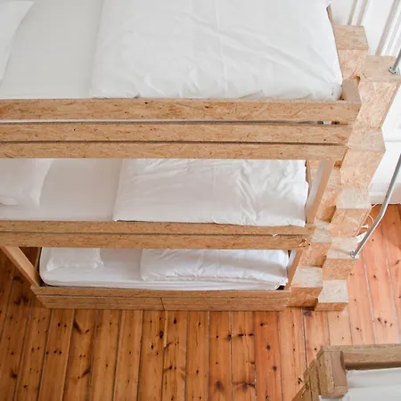 Hostel Independente Principe Real Lissabon
