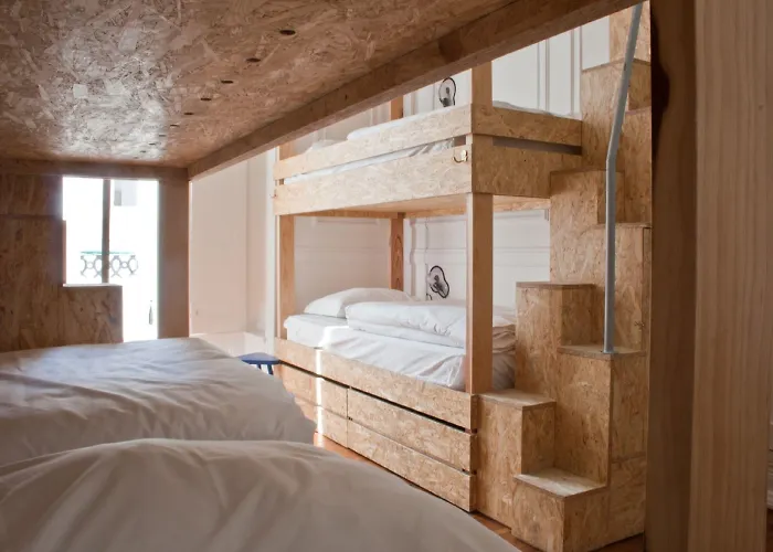 Albergue Independente Real