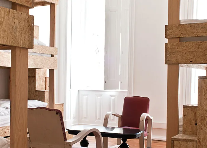 Independente Real Albergue *